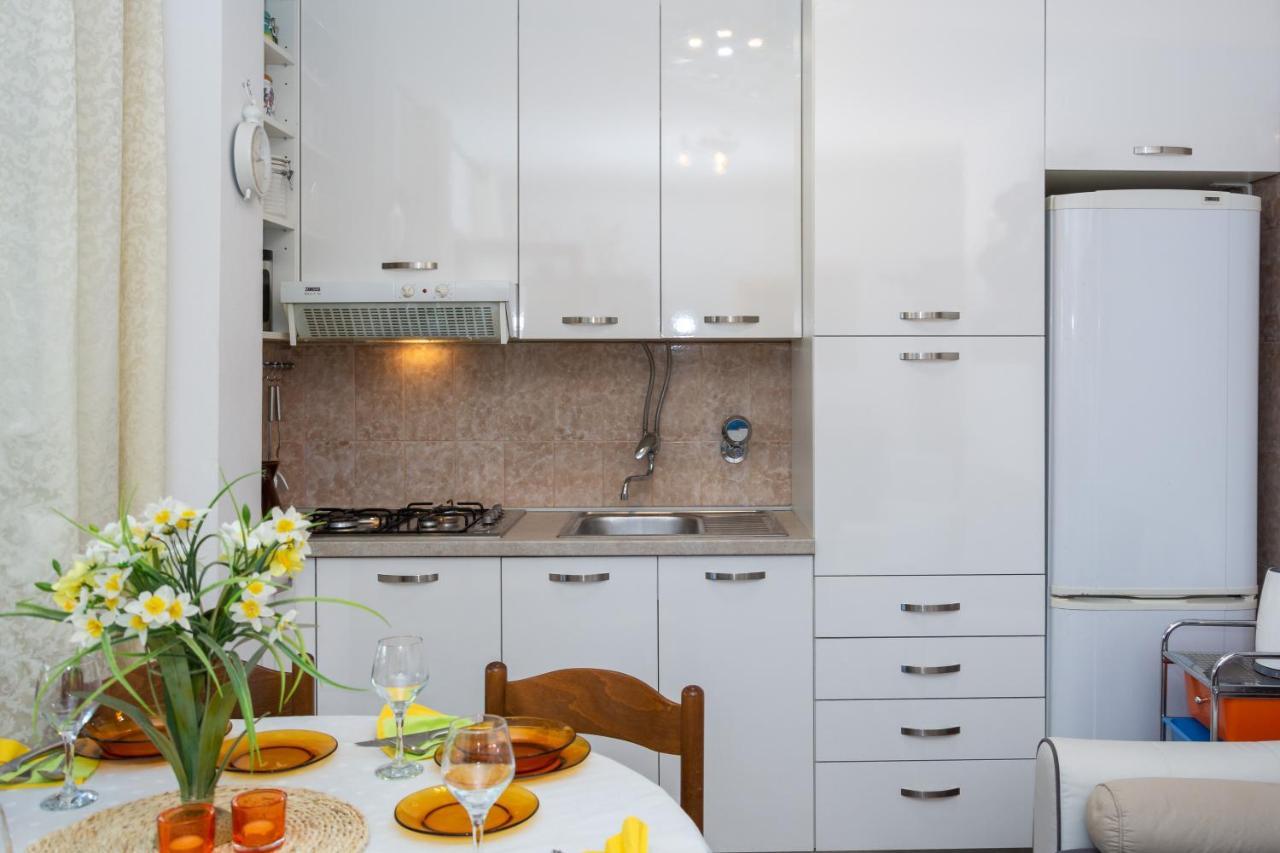 Apartman Dag Podstrana Buitenkant foto