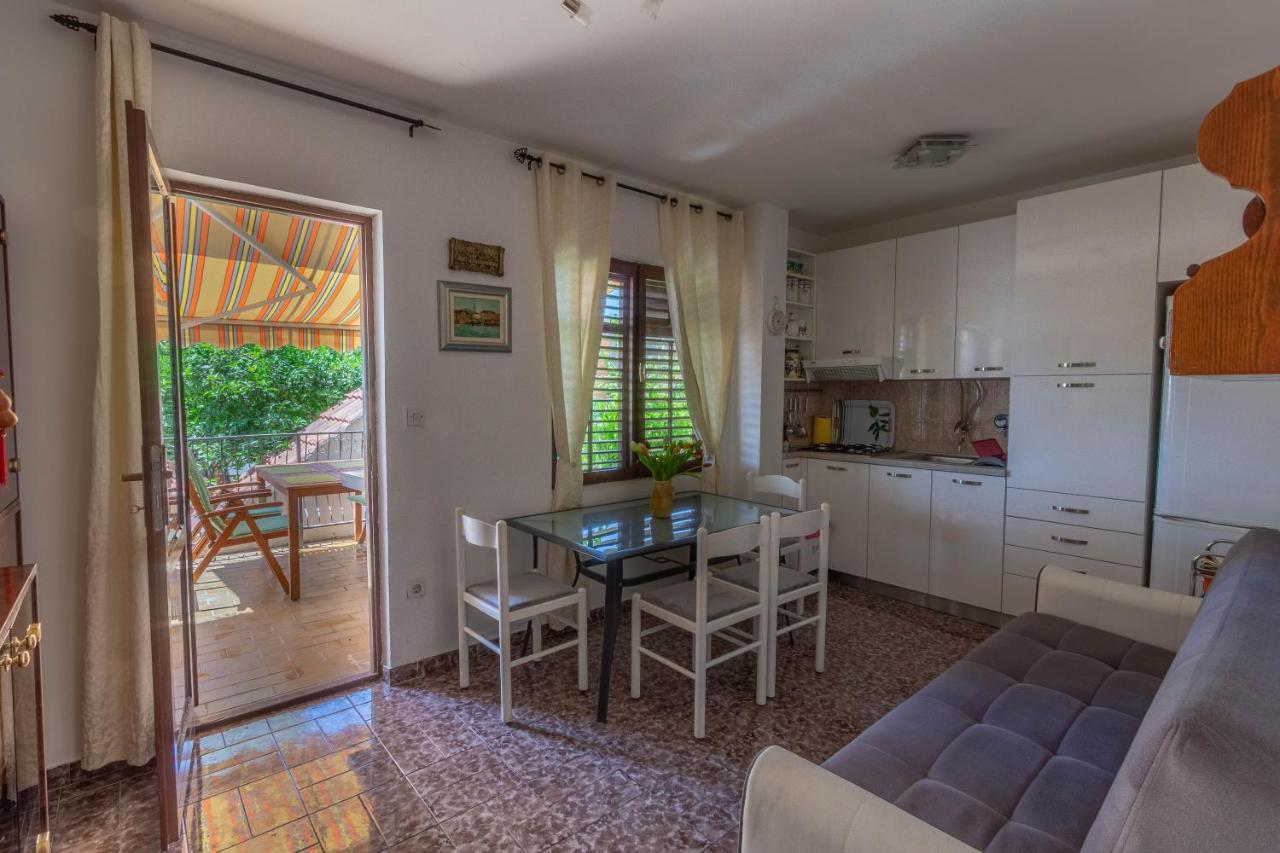 Apartman Dag Podstrana Buitenkant foto