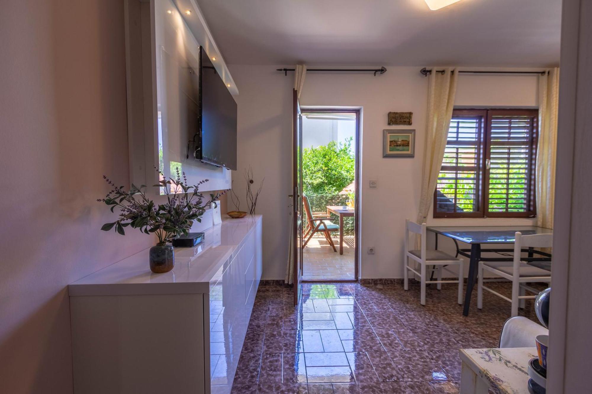 Apartman Dag Podstrana Buitenkant foto